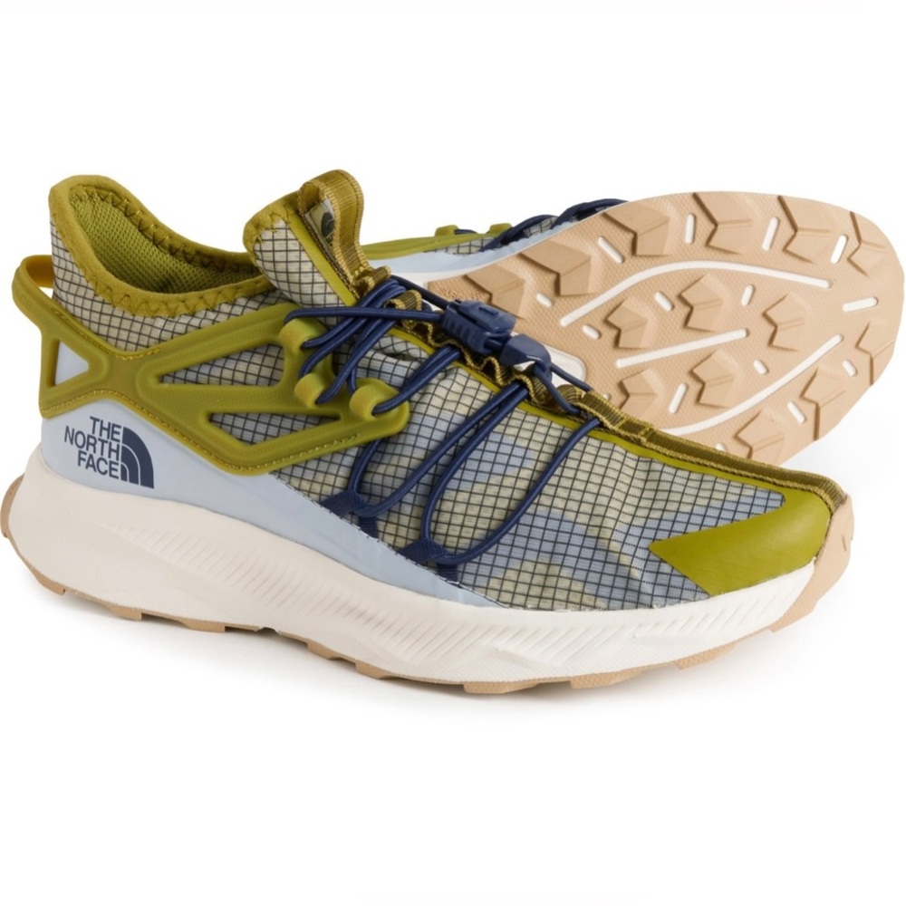 The North Face Oxeye Tech Hiking Shoes in Dusty Periwinkle/Sulphur Moss